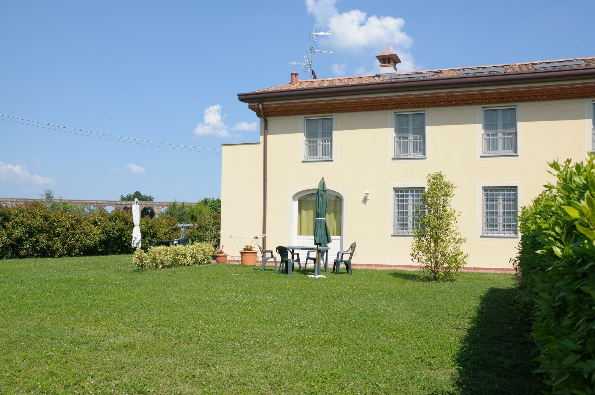 Appartamenti Vacanze Il Nottolini Capannori Exterior foto